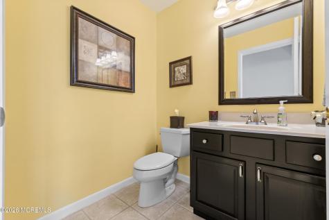 1409 Cable Avenue Beachwood NJ 08722