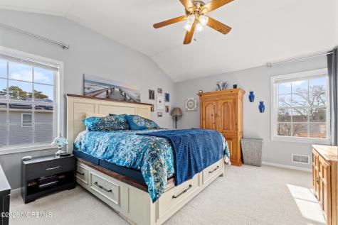 1409 Cable Avenue Beachwood NJ 08722