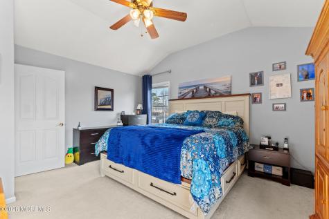 1409 Cable Avenue Beachwood NJ 08722