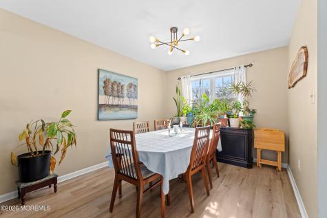 1409 Cable Avenue Beachwood NJ 08722