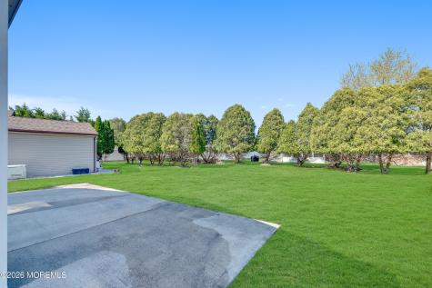 8 La Terraza Drive Toms River NJ 08757