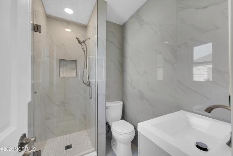 8 La Terraza Drive Toms River NJ 08757