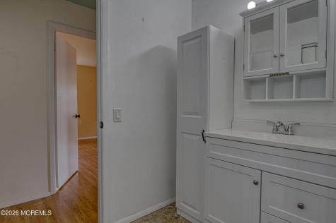 8 Hamilton Lane Whiting NJ 08759