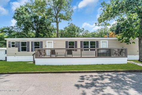 44 Marcia Memorial Circle Jackson NJ 08527