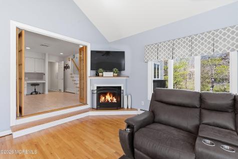 49 Farm Road Middletown NJ 07748