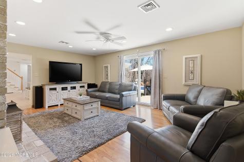 49 Farm Road Middletown NJ 07748