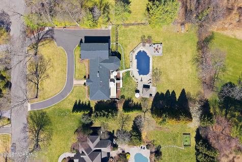 49 Farm Road Middletown NJ 07748