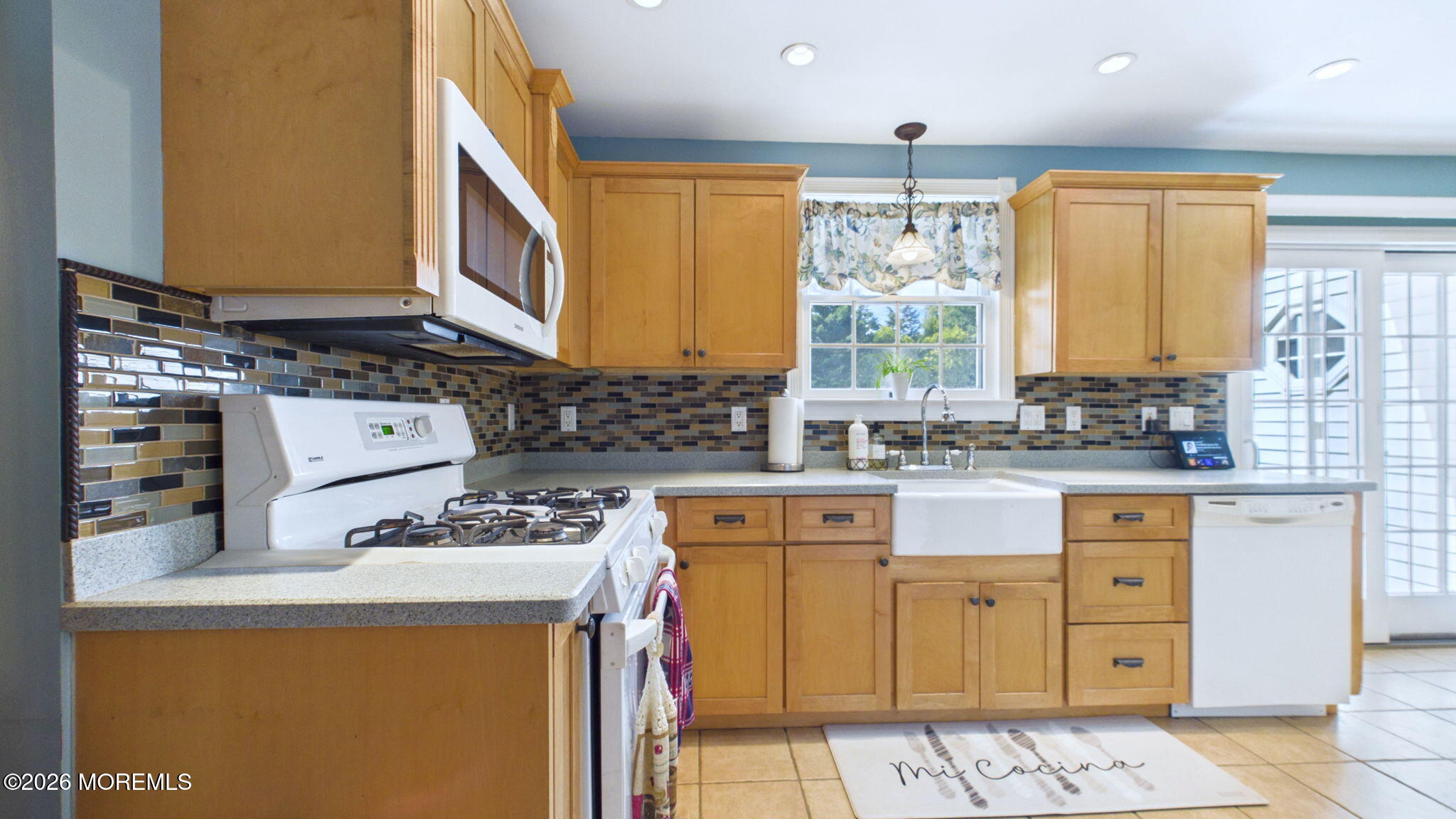 13 Lee Road Manalapan NJ 07726
