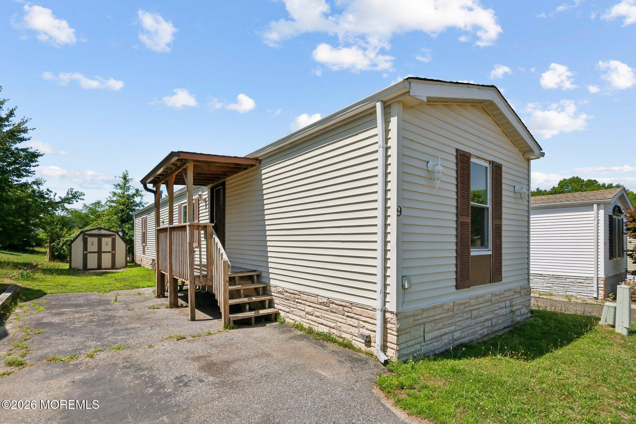9 Secretariat Street Howell NJ 07731