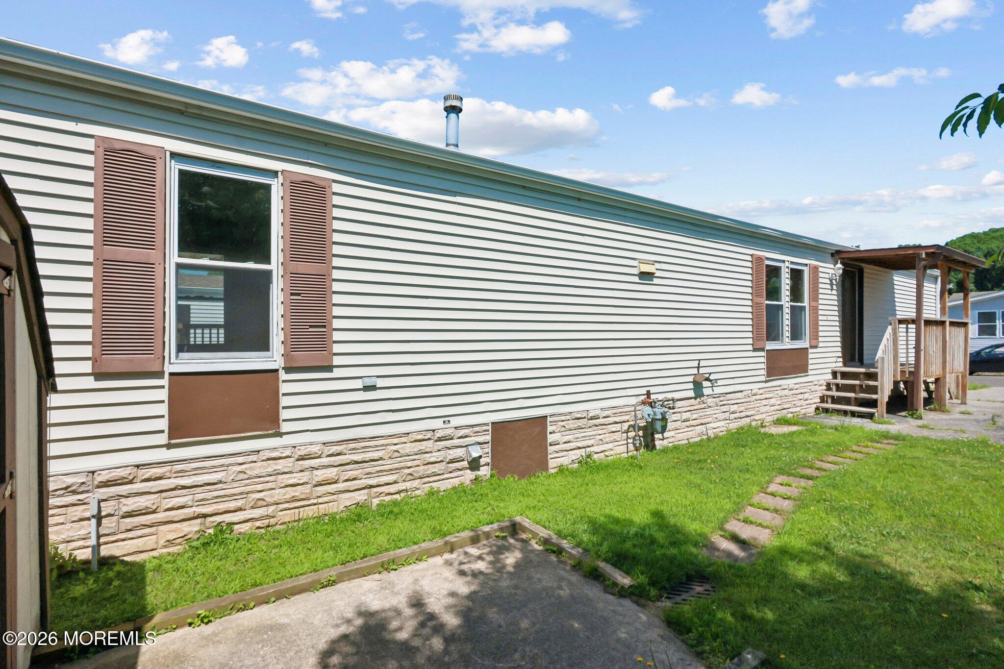 9 Secretariat Street Howell NJ 07731