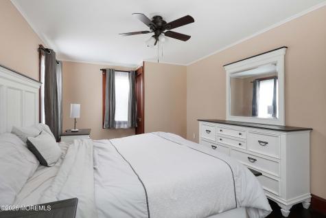 30 Linton Place Keansburg NJ 07734