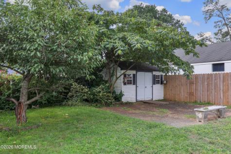 30 Linton Place Keansburg NJ 07734
