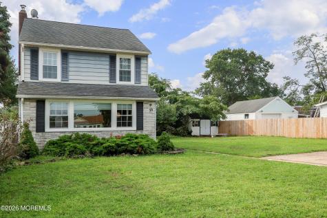 30 Linton Place Keansburg NJ 07734