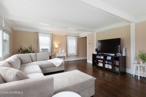 30 Linton Place Keansburg NJ 07734