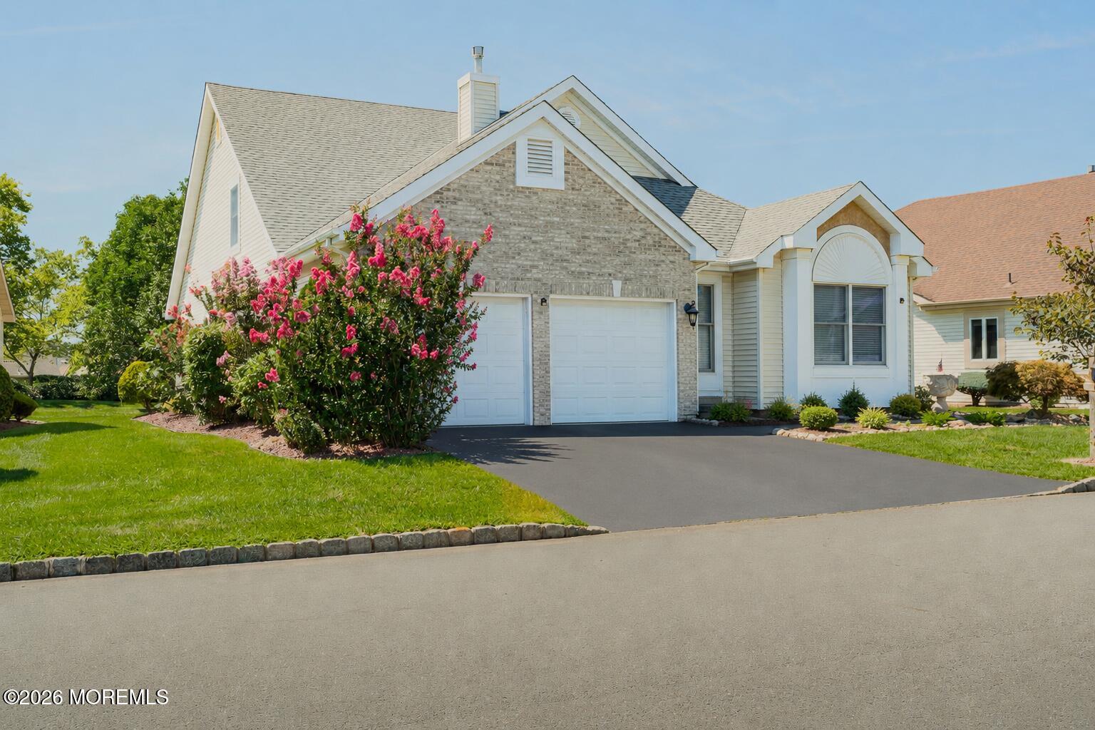 28 Brighton Court Monroe NJ 08831