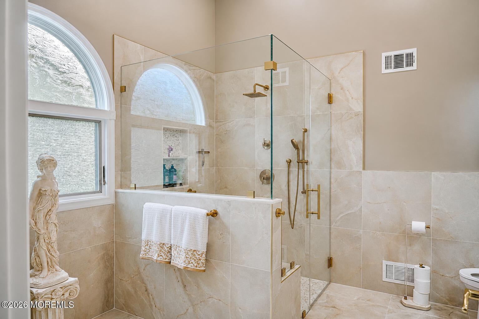 28 Brighton Court Monroe NJ 08831