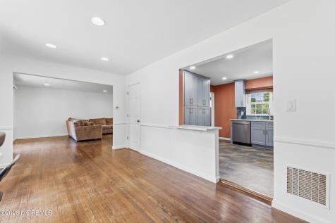 38 Valley Vale Drive Old Bridge NJ 08857
