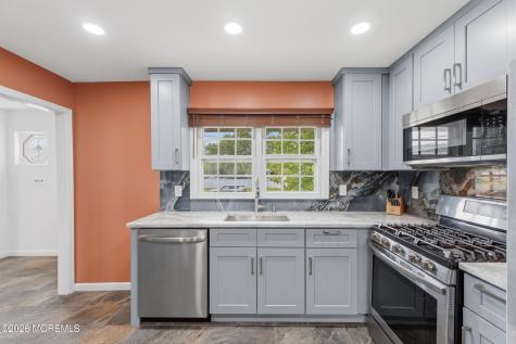 38 Valley Vale Drive Old Bridge NJ 08857