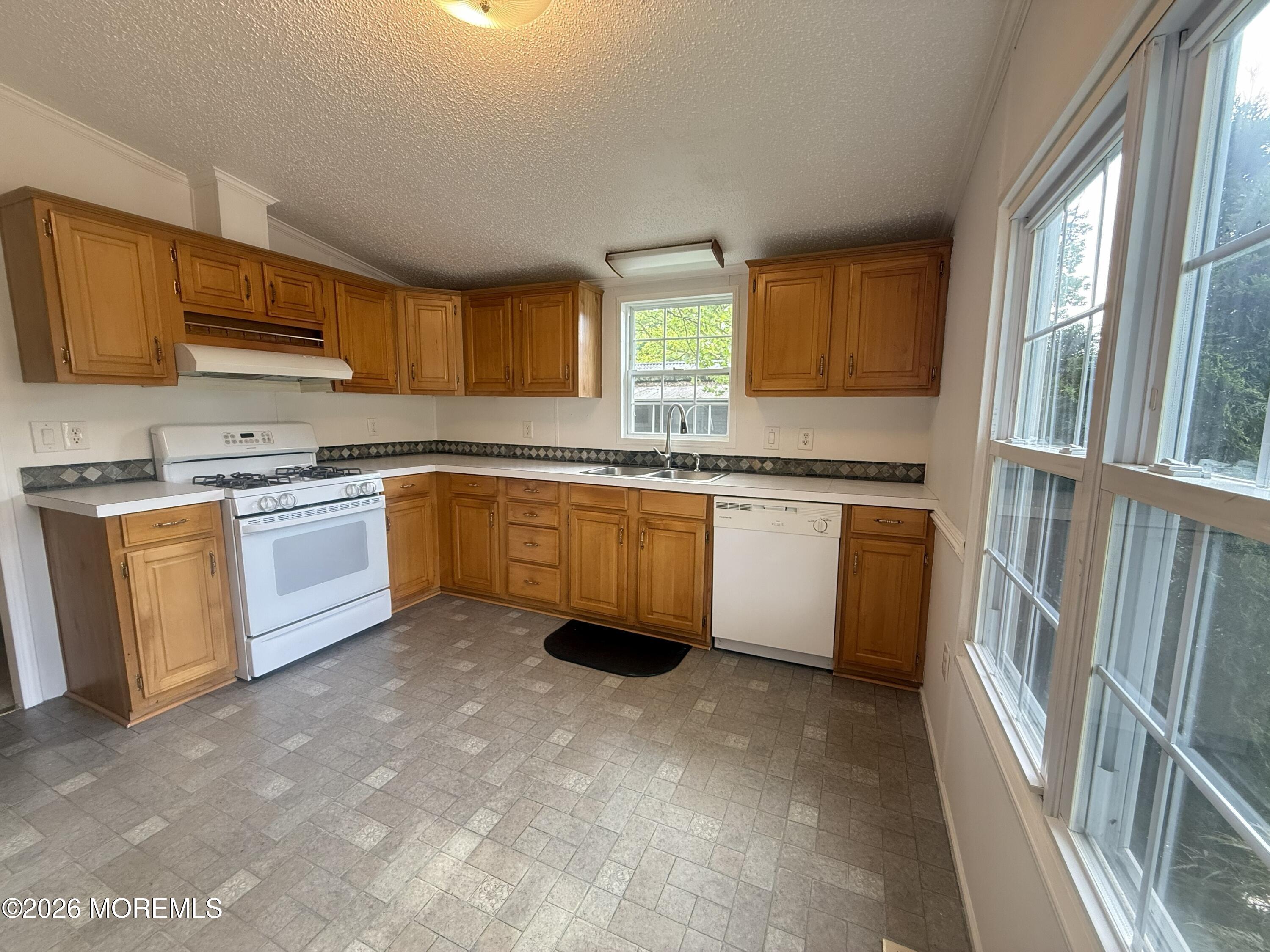 38 Village Road Morganville NJ 07751