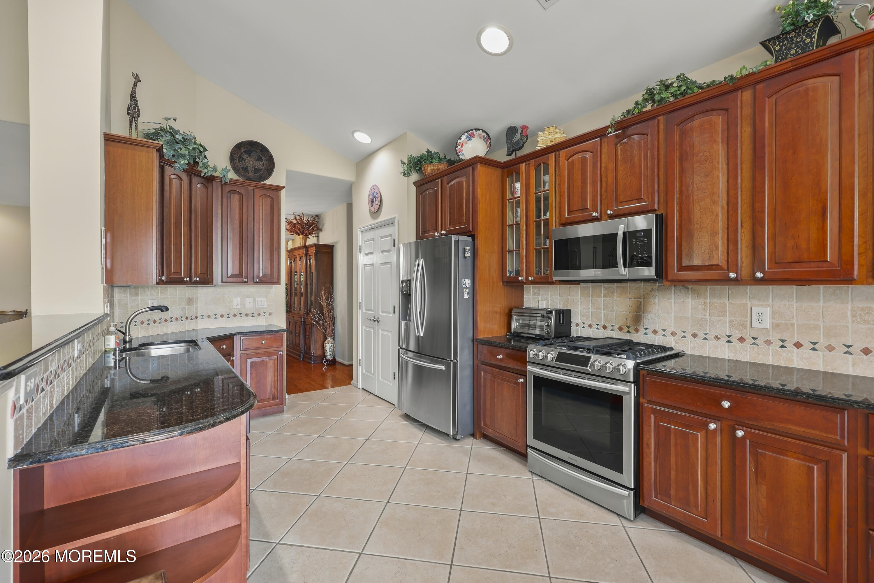 15 Narrowbrook Court Manalapan NJ 07726