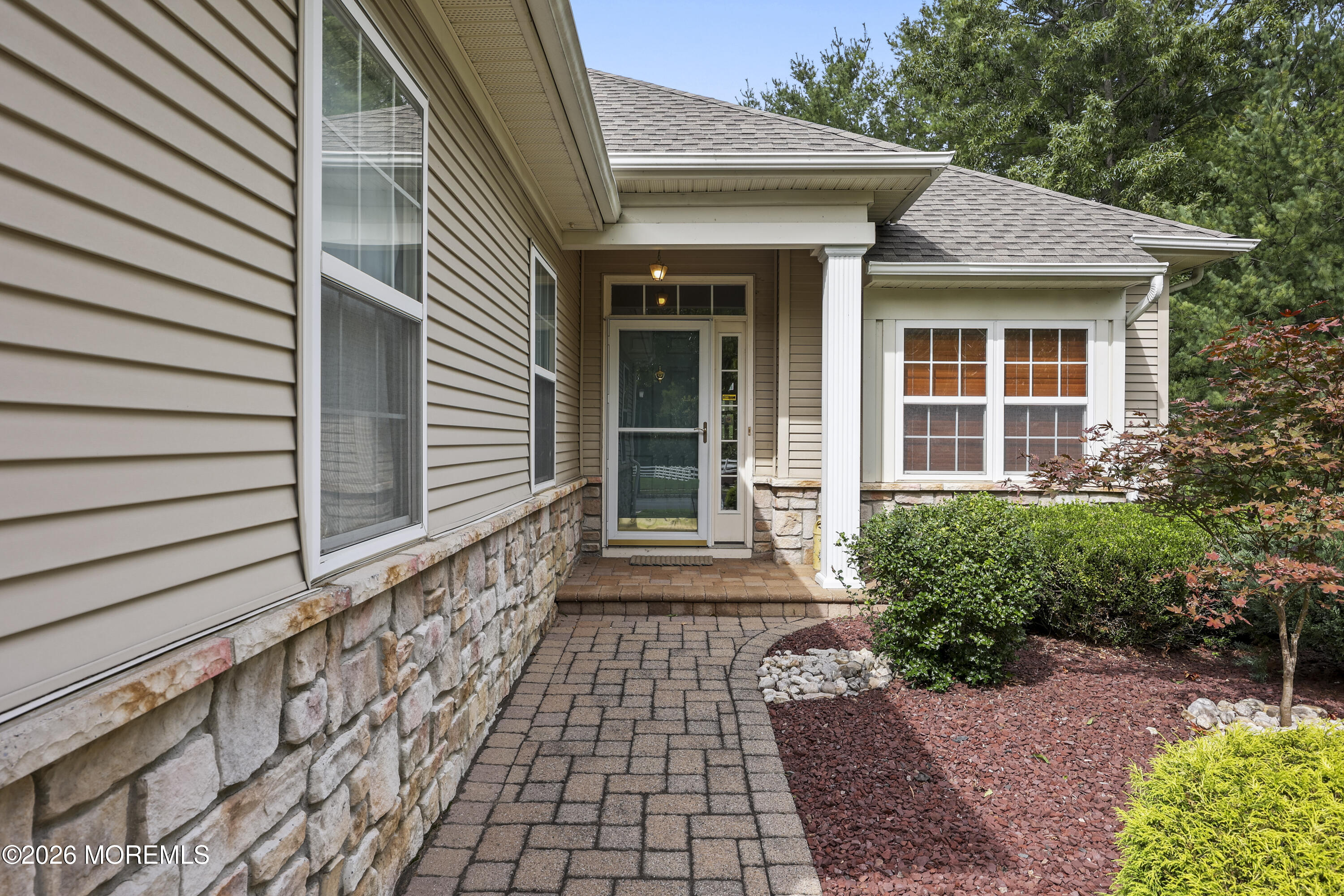 15 Narrowbrook Court Manalapan NJ 07726