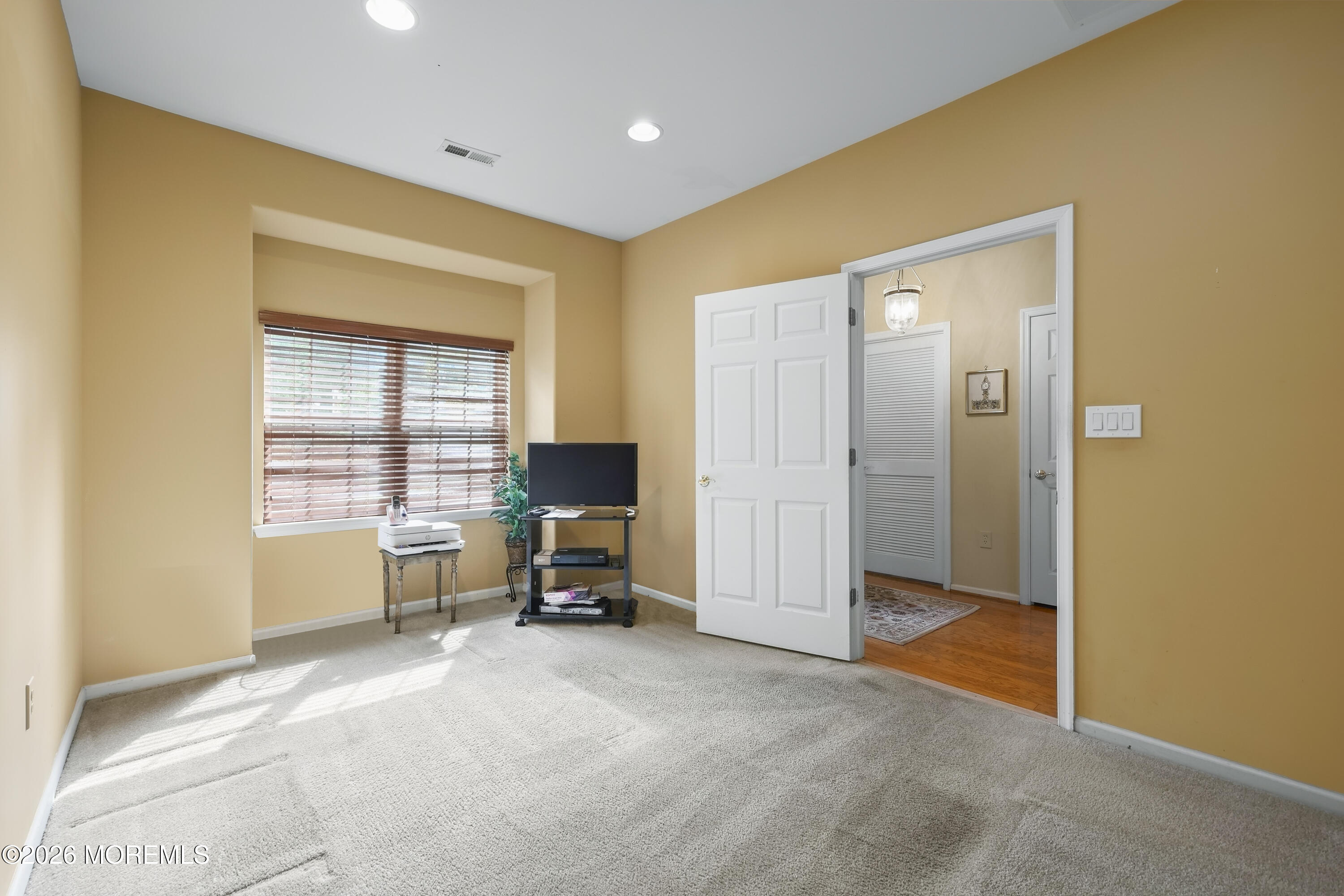 15 Narrowbrook Court Manalapan NJ 07726