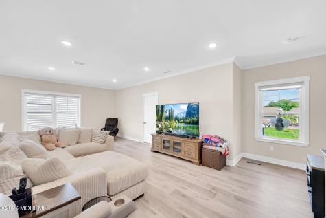 49 Pasture Drive Farmingdale NJ 07727