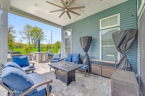 49 Pasture Drive Farmingdale NJ 07727