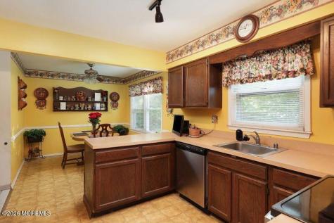 19 Alexandria Drive Manalapan NJ 07726
