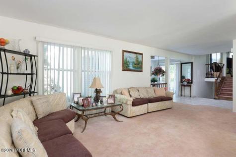 19 Alexandria Drive Manalapan NJ 07726