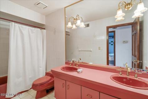 1612 Otter Drive Toms River NJ 08755
