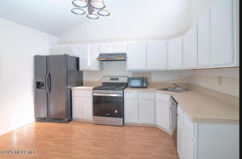 175 Penn Court Matawan NJ 07747