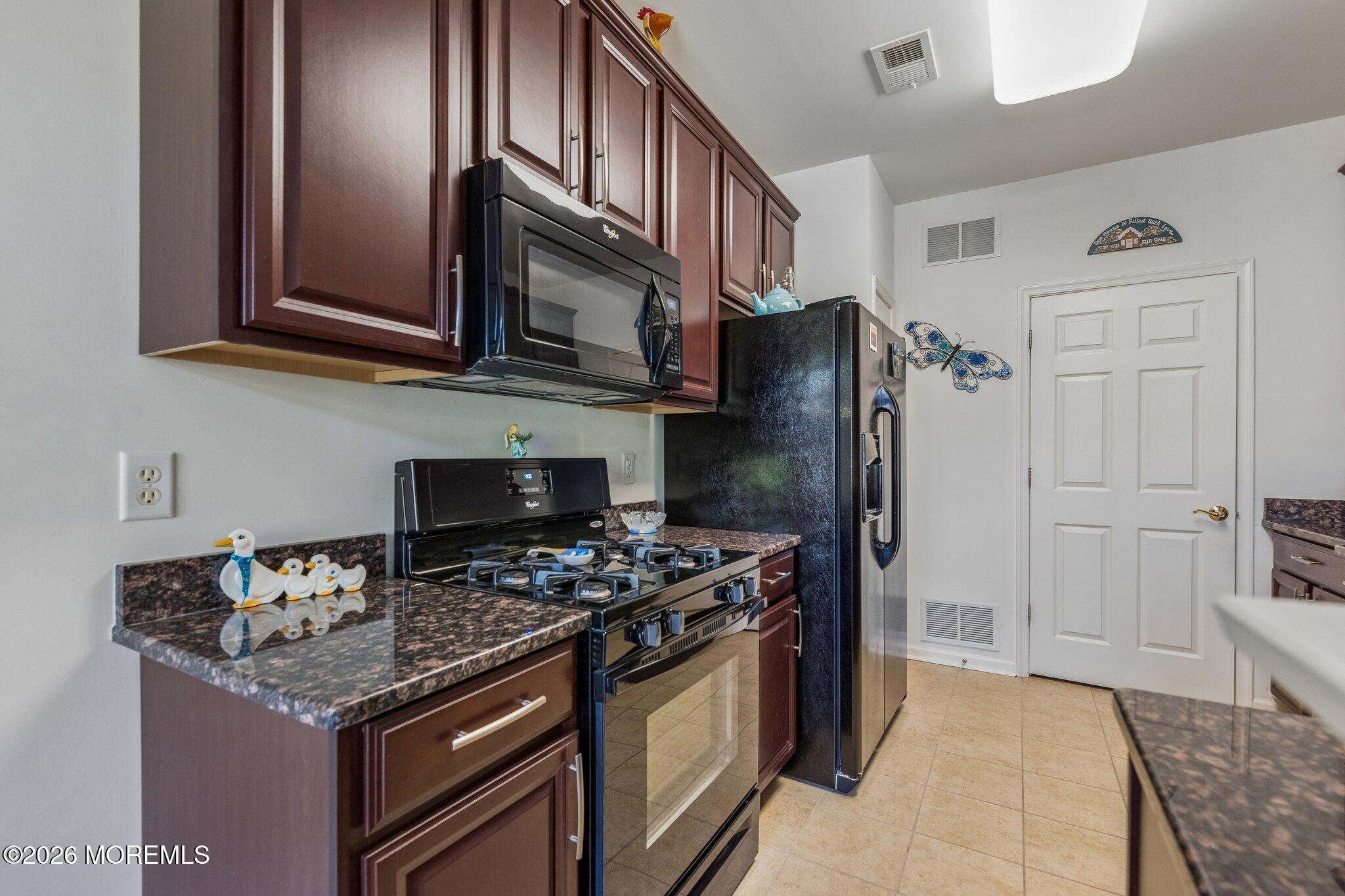 197 Melanie Way Manahawkin NJ 08050