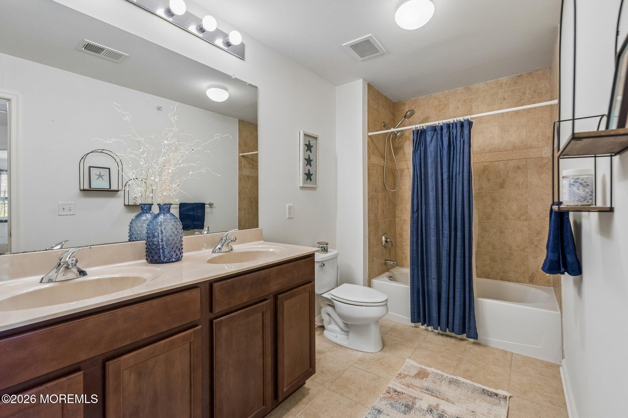 197 Melanie Way Manahawkin NJ 08050