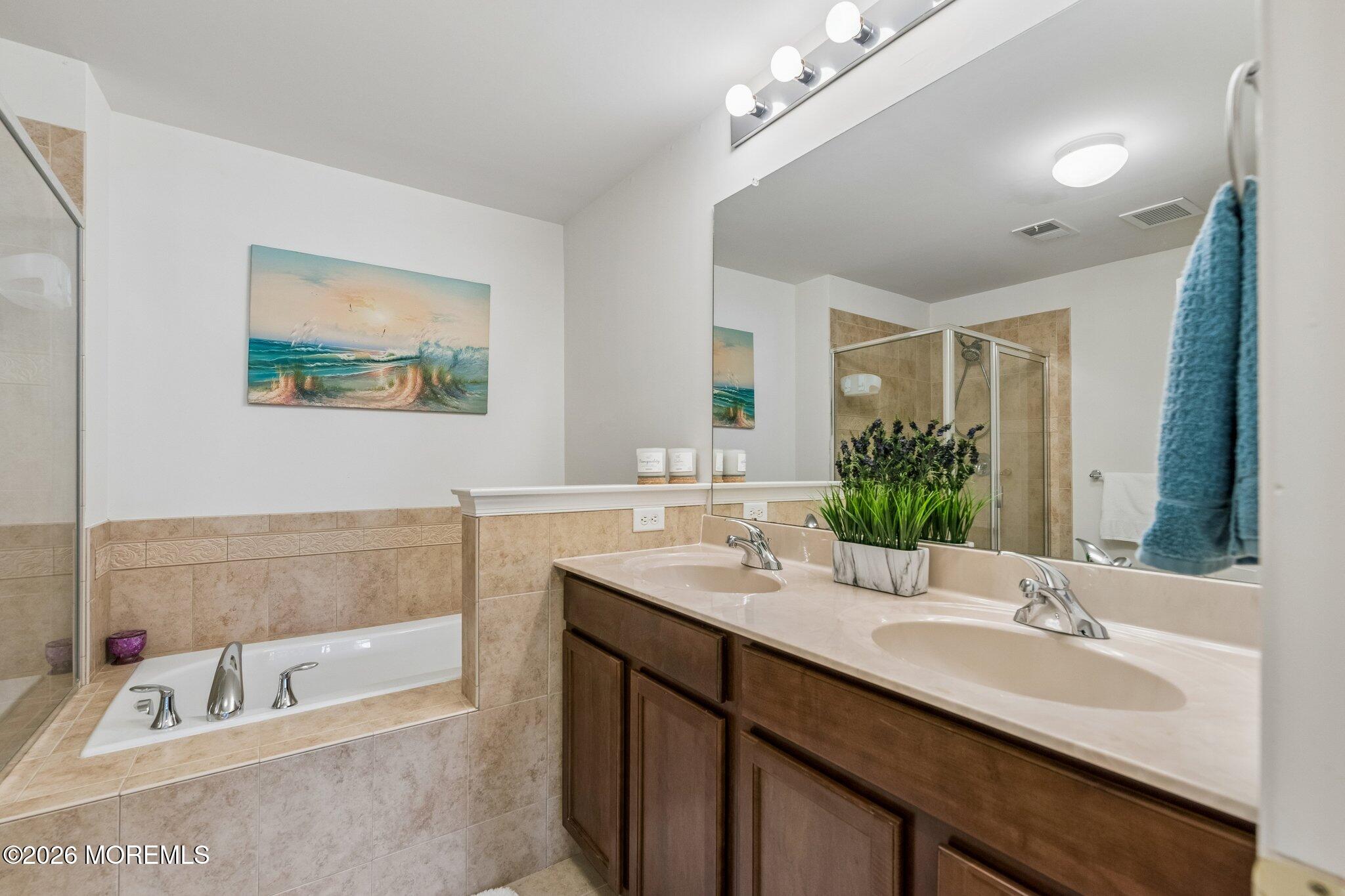 197 Melanie Way Manahawkin NJ 08050