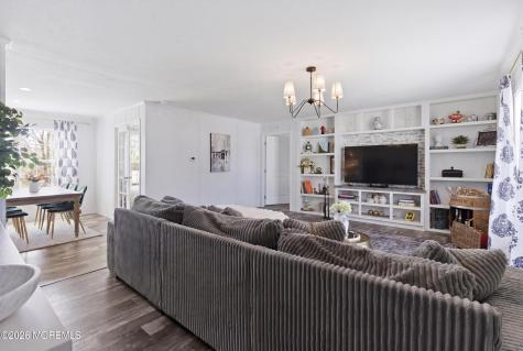 6 Southwind Circle Jackson NJ 08527