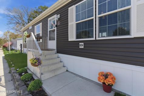 6 Southwind Circle Jackson NJ 08527
