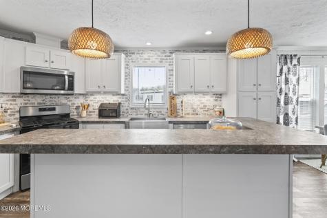 6 Southwind Circle Jackson NJ 08527