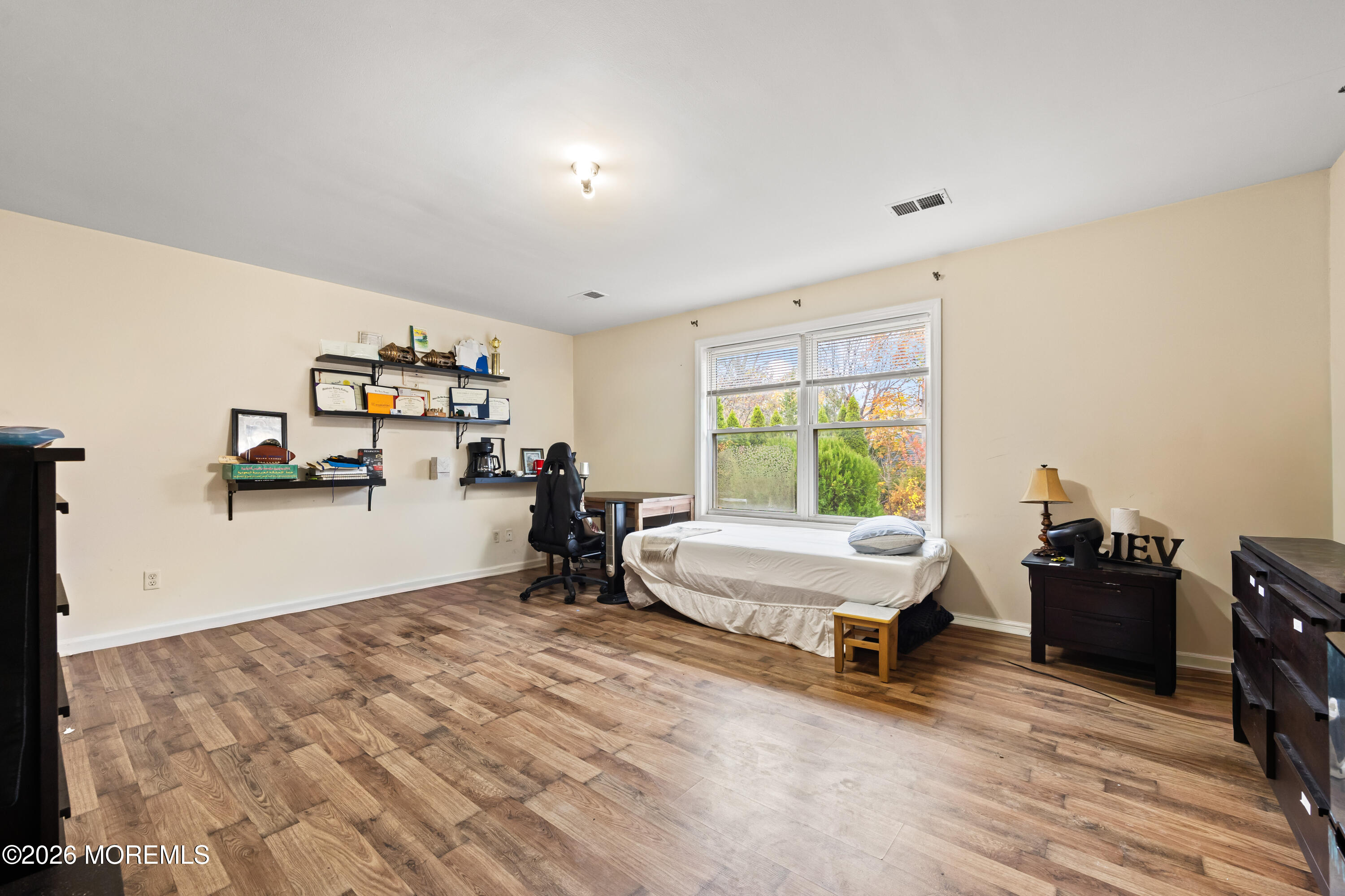 74 Wildwood Avenue Edison NJ 08837