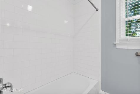 77 Poricy Lane Red Bank NJ 07701