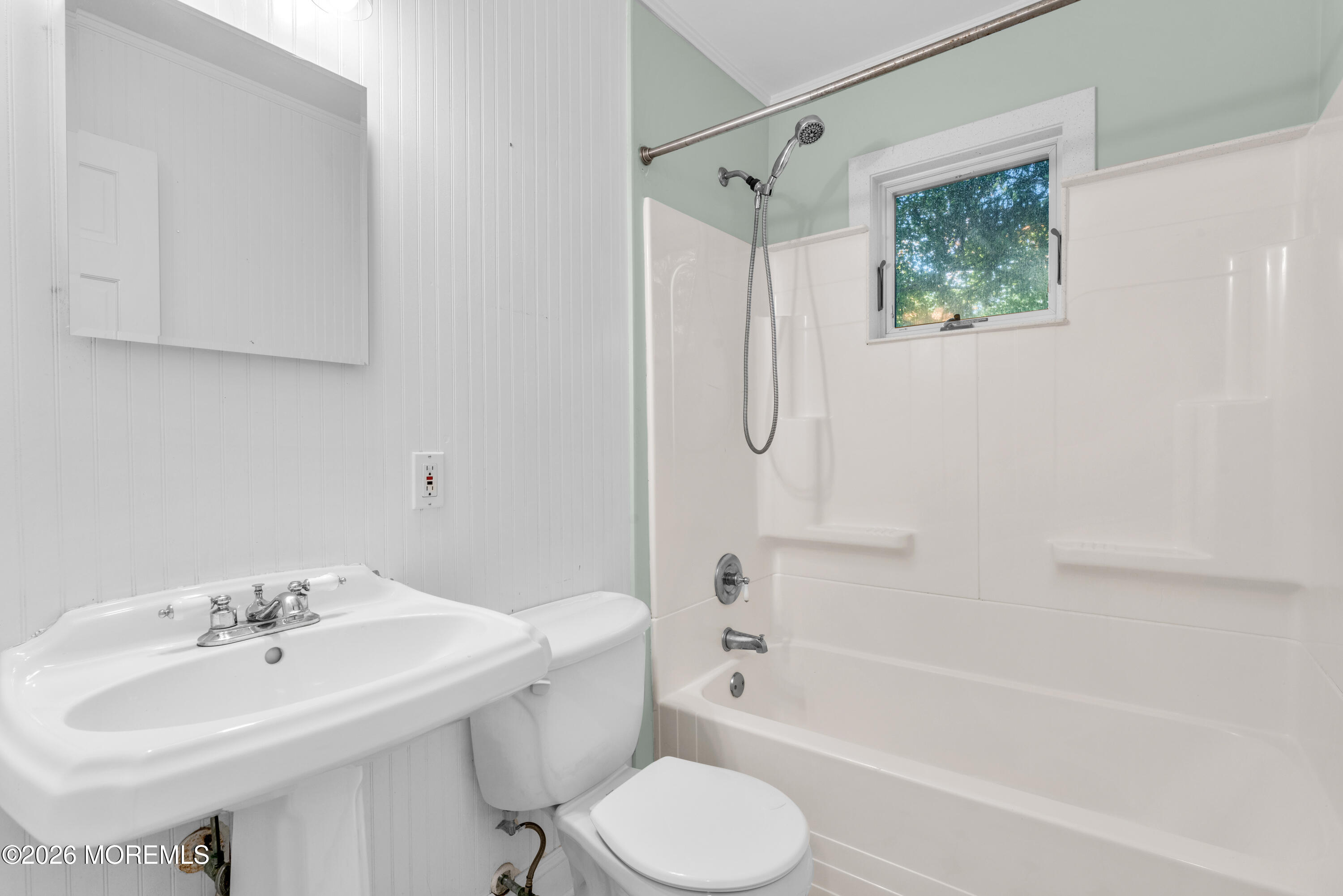 77 Poricy Lane Red Bank NJ 07701