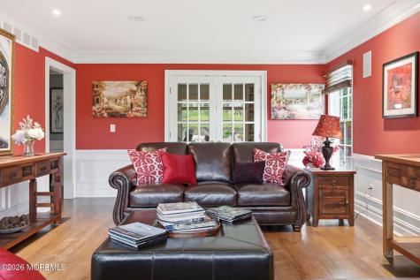 32 Wesley Court Eatontown NJ 07724