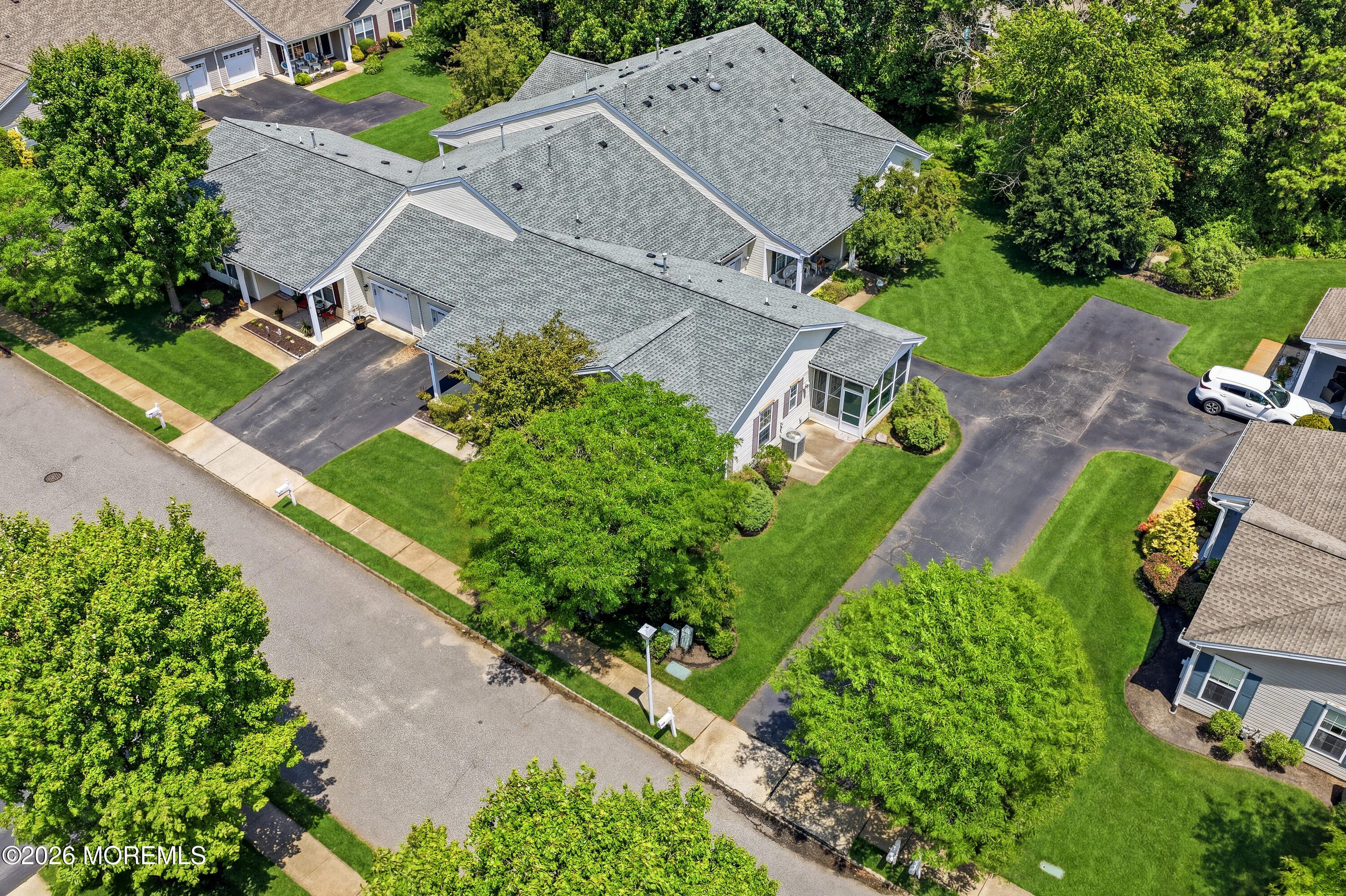 83 Jadelawns Drive Lakewood NJ 08701