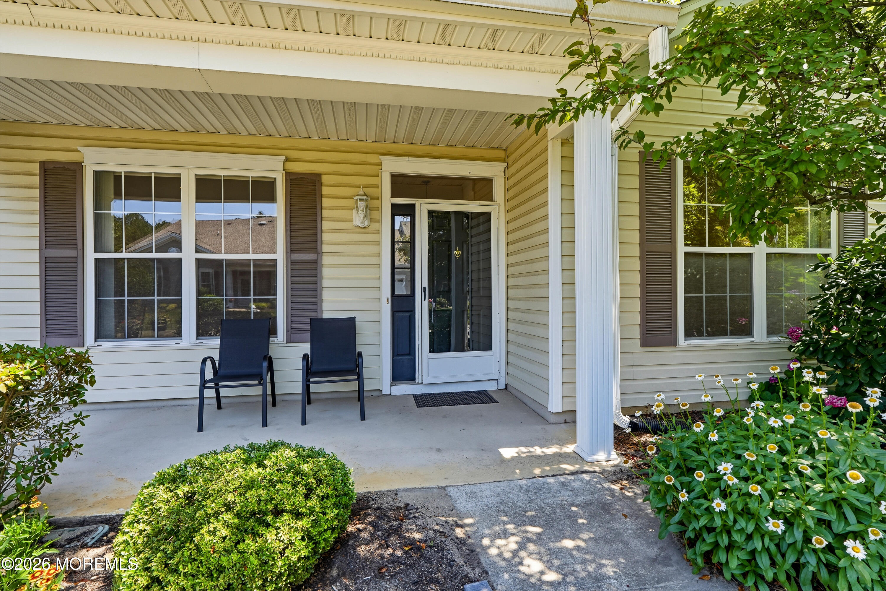 83 Jadelawns Drive Lakewood NJ 08701