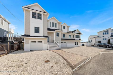 61 Budd Drive Manahawkin NJ 08050