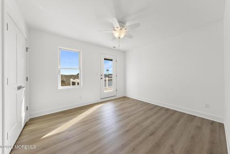 61 Budd Drive Manahawkin NJ 08050