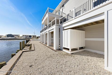 61 Budd Drive Manahawkin NJ 08050