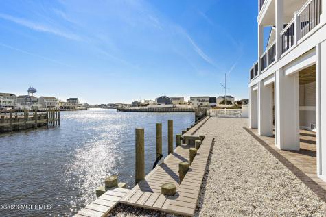 61 Budd Drive Manahawkin NJ 08050
