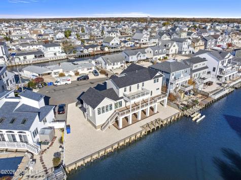 61 Budd Drive Manahawkin NJ 08050