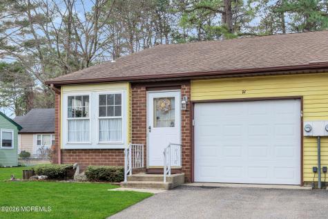 7A Greenwood Lane Whiting NJ 08759